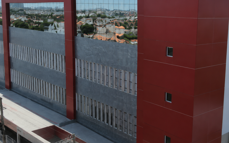 Funcionários do Hospital Regional de Juazeiro cobram estacionamento seguro após relatos de furtos