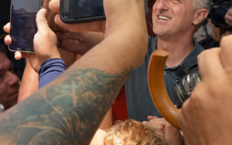 Luciano Huck grava em Senhor do Bonfim e movimenta a cidade nesta quarta (08)