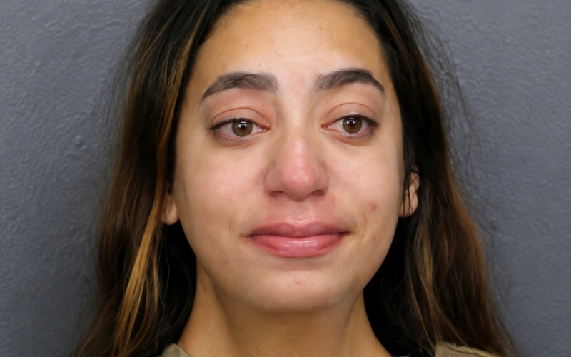 Filha de Vampeta é presa nos Estados Unidos e afirma ter sido vítima de agressão do marido