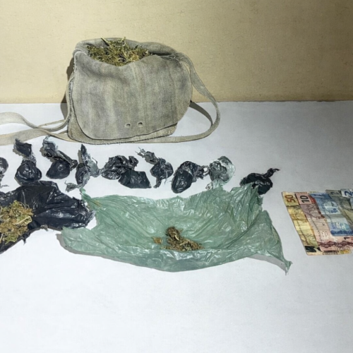 Homem é preso por tráfico de drogas no povoado de Tiquara, em Campo Formoso