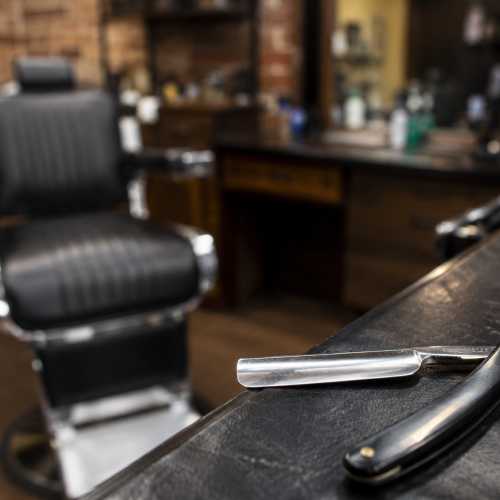 Barbeiro mata pai acidentalmente com navalha durante discussão em barbearia na Bahia