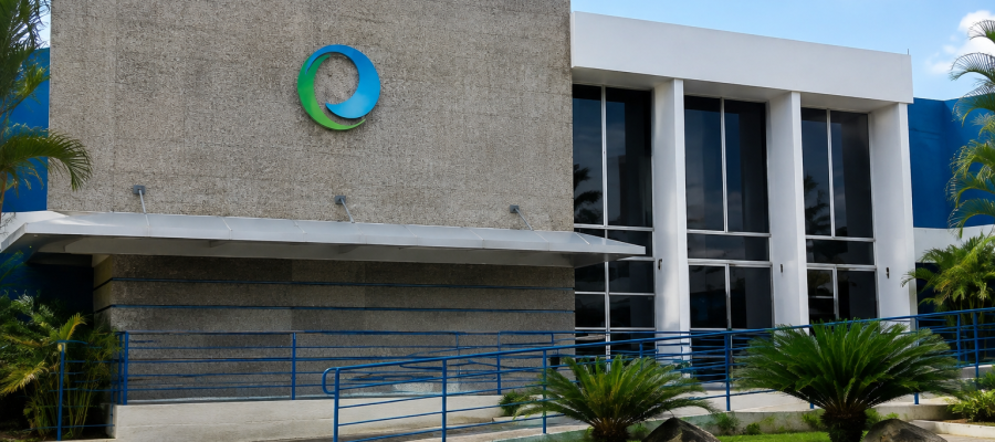 Prefeitura de Barreiras cria lei e proíbe Embasa de abrir ruas asfaltadas sem autorização
