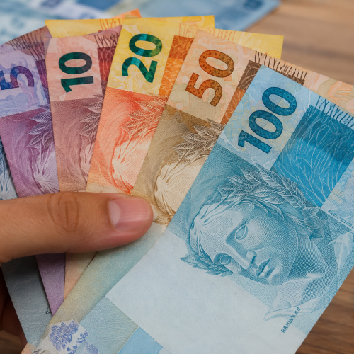 Banco Central confirma retirada gradual de cédulas antigas, mas não o fim do dinheiro em papel