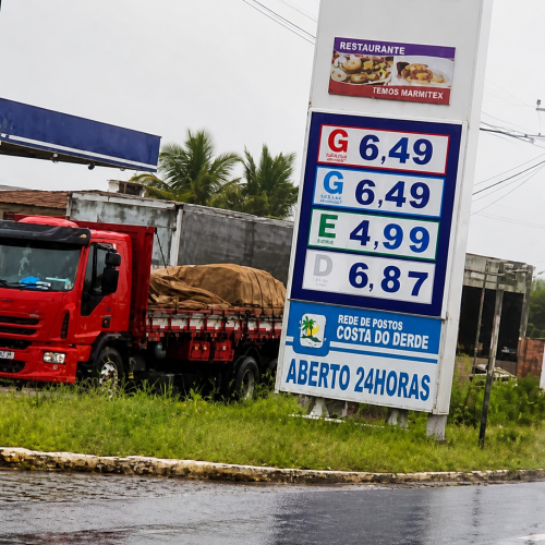 Gasolina a R$ 6,49 revolta motoristas e combustível segue caro no Nordeste sem previsão de queda