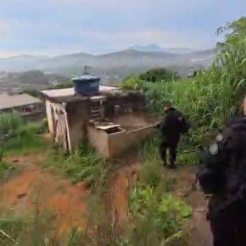 Menina é estuprada no Rio por sete pessoas após ordem do ‘tribunal do tráfico’, diz polícia