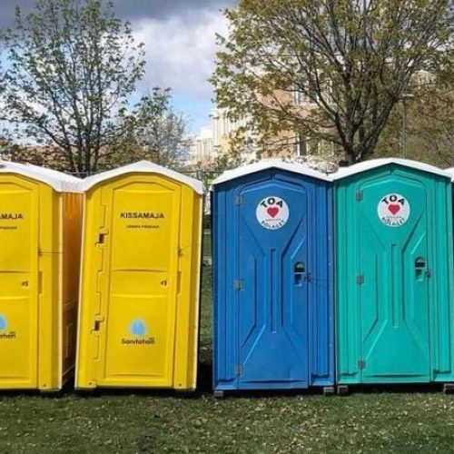 Urina de banheiros químicos é coletada para ajudar na fabricação de cerveja