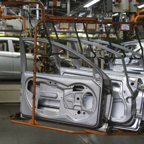 Produção industrial caiu 0,6% em novembro de 2024