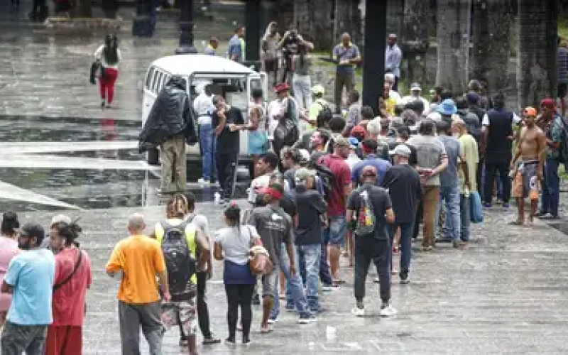 População em situação de rua passa de 388 mil em maio; SP lidera