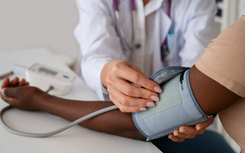 Aproximadamente 80% das mulheres desenvolvem hipertensão arterial após a menopausa