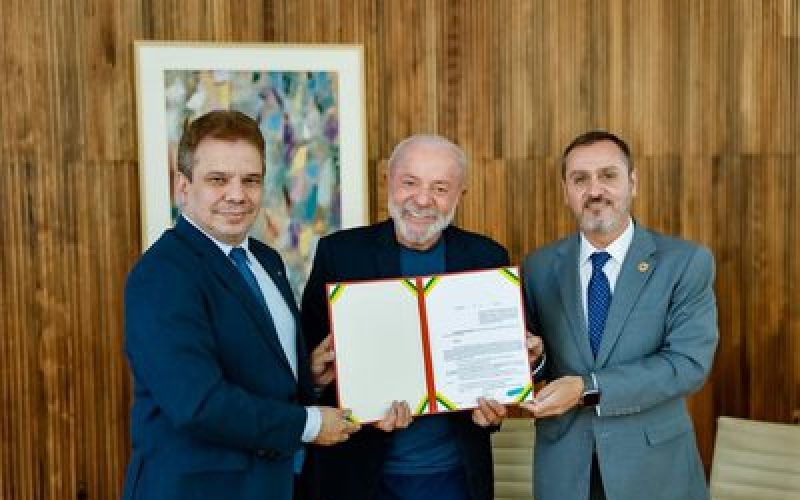 Presidente Lula anuncia contratação de 1 mil novos policiais federais
