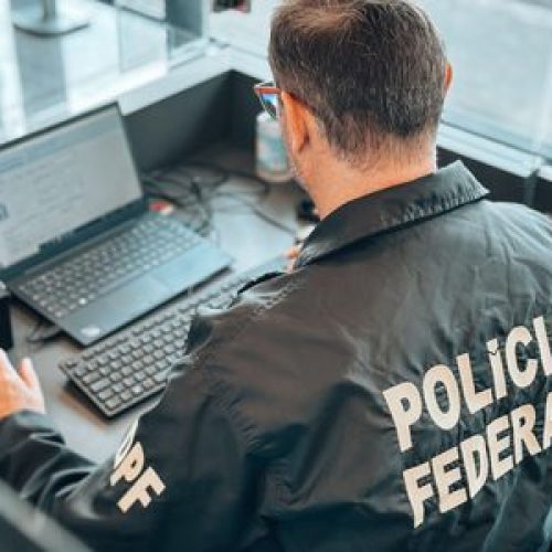 PF atua contra crimes de ódio e de cunho racista praticados pela internet