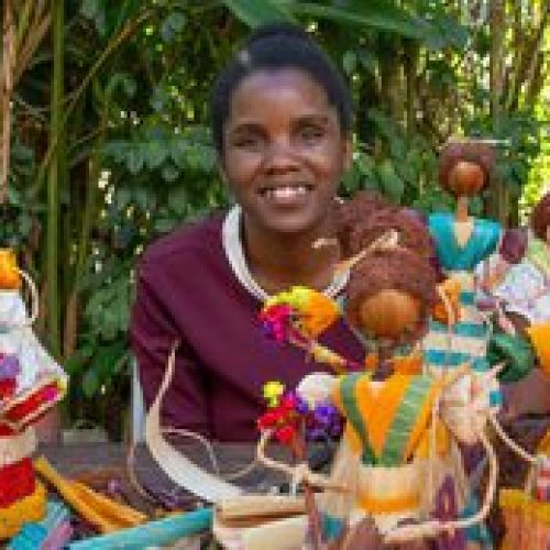 Ministério das Mulheres destina R$ 8 milhões para projetos de artesãs, costureiras e quilombolas