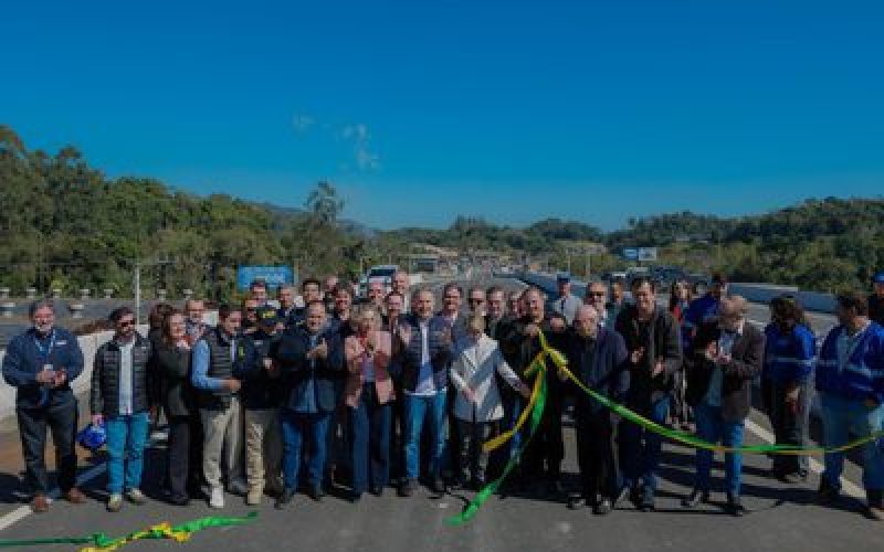 Em Blumenal, Governo Federal entrega complexo viário estratégico para Santa Catarina
