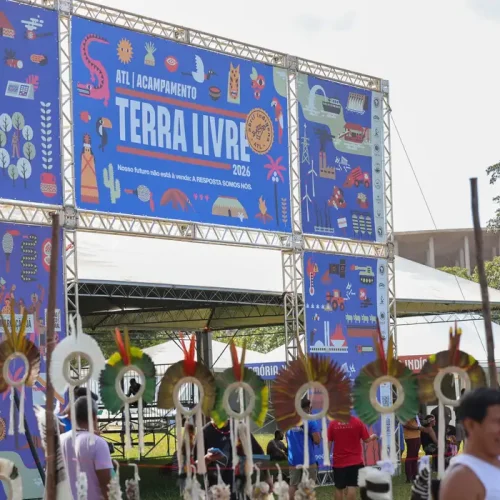 Acampamento Terra Livre reivindica demarcação de territórios