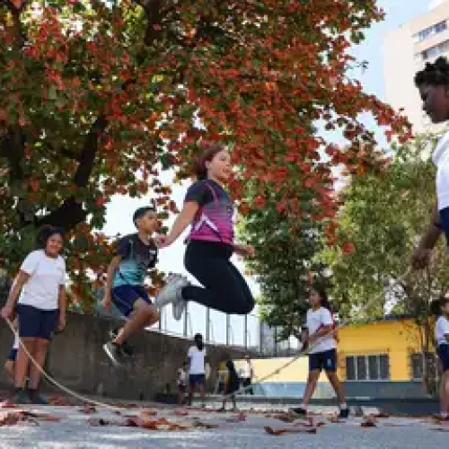 Livre brincar deve ser um compromisso coletivo com a infância