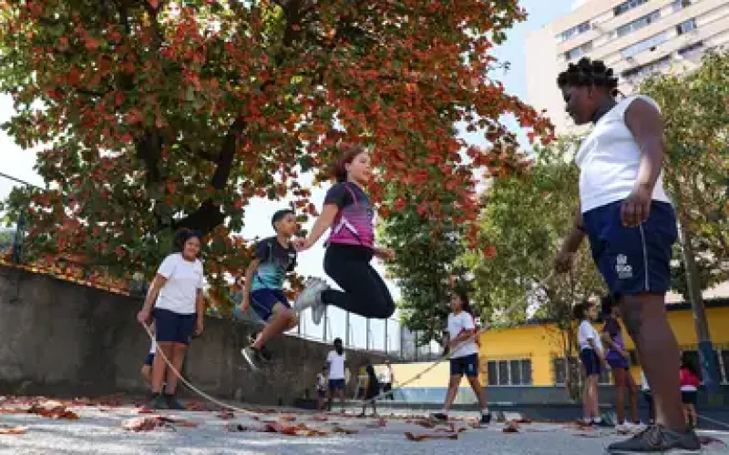 Livre brincar deve ser um compromisso coletivo com a infância