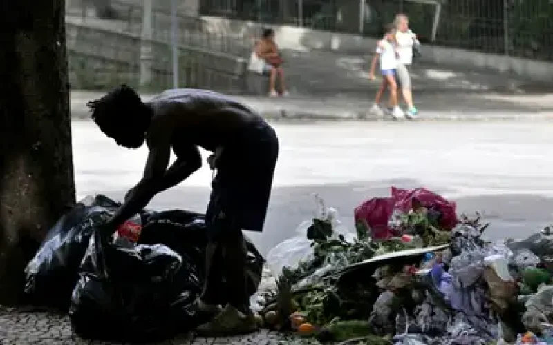 Brasil registrou 150 mil agressões contra população de rua em 10 anos